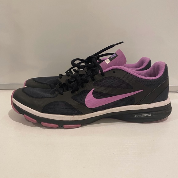 Nike Sneakers - Picture 2 of 6